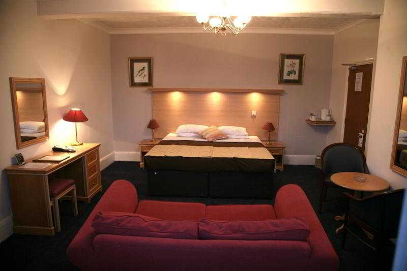 Oyo Osterley Park Hotel ไอล์เวิร์ธ ภายนอก รูปภาพ