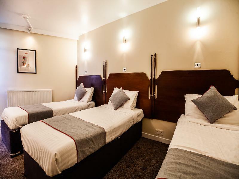 Oyo Osterley Park Hotel ไอล์เวิร์ธ ภายนอก รูปภาพ
