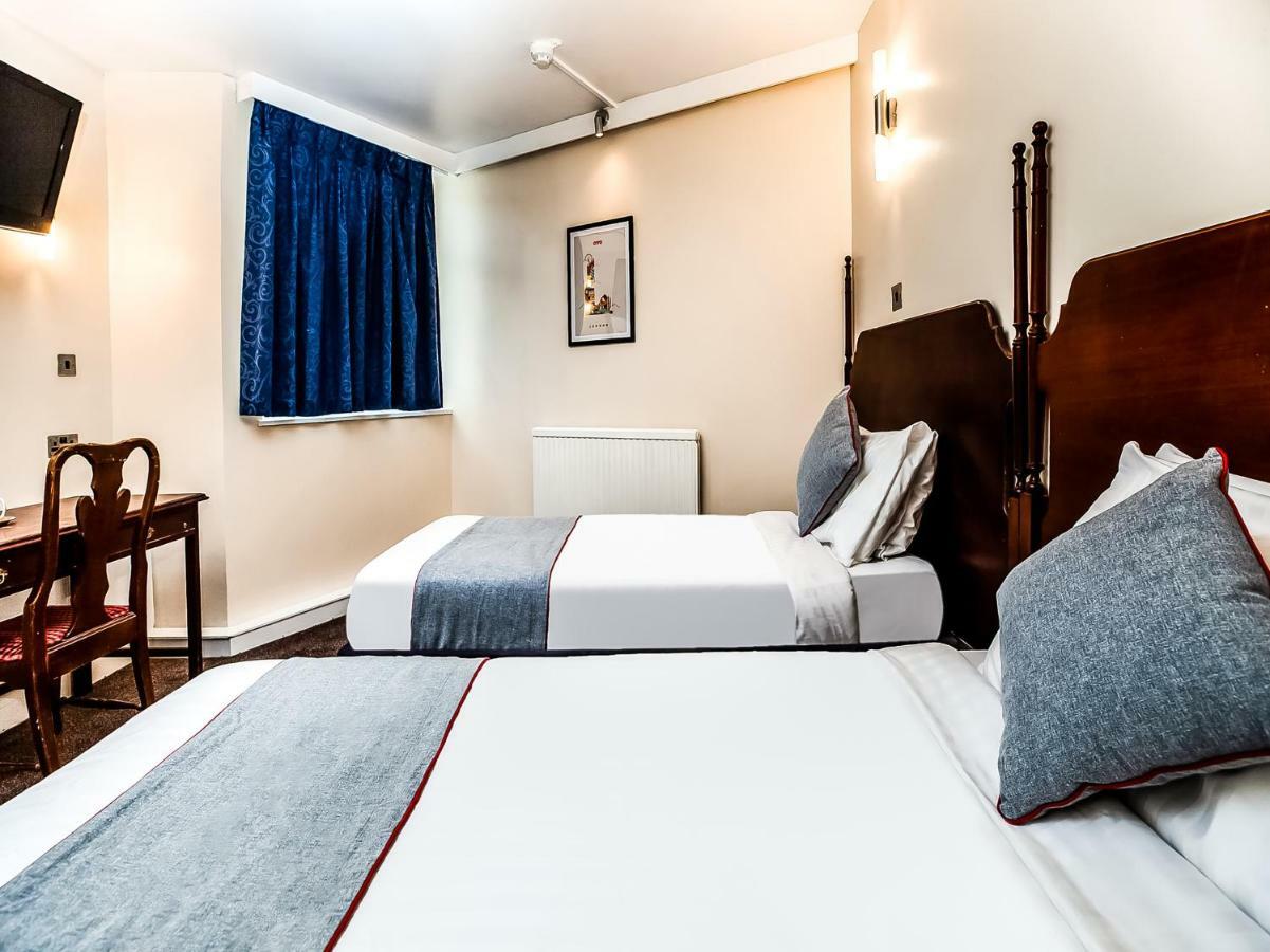 Oyo Osterley Park Hotel ไอล์เวิร์ธ ภายนอก รูปภาพ