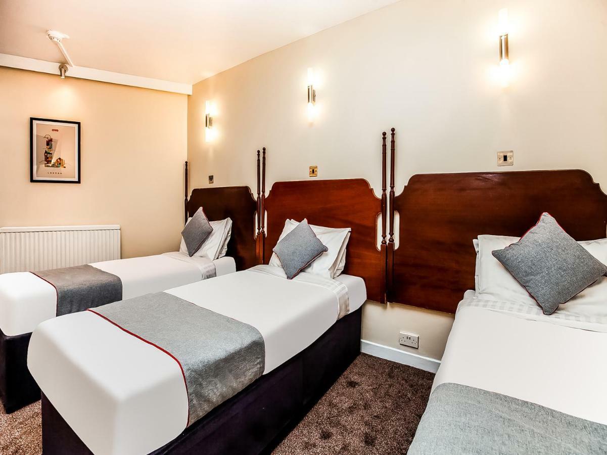 Oyo Osterley Park Hotel ไอล์เวิร์ธ ภายนอก รูปภาพ