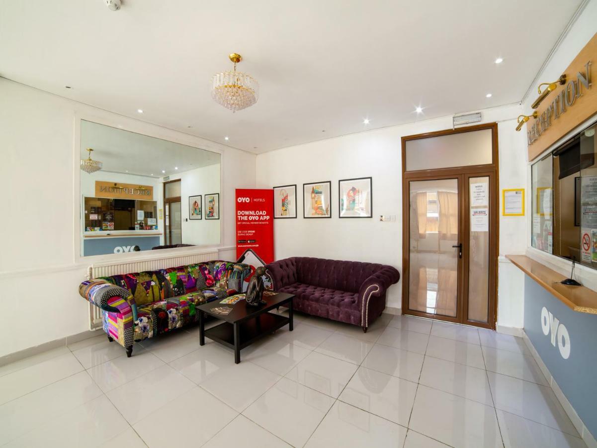 Oyo Osterley Park Hotel ไอล์เวิร์ธ ภายนอก รูปภาพ
