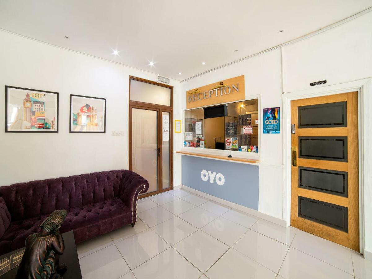 Oyo Osterley Park Hotel ไอล์เวิร์ธ ภายนอก รูปภาพ