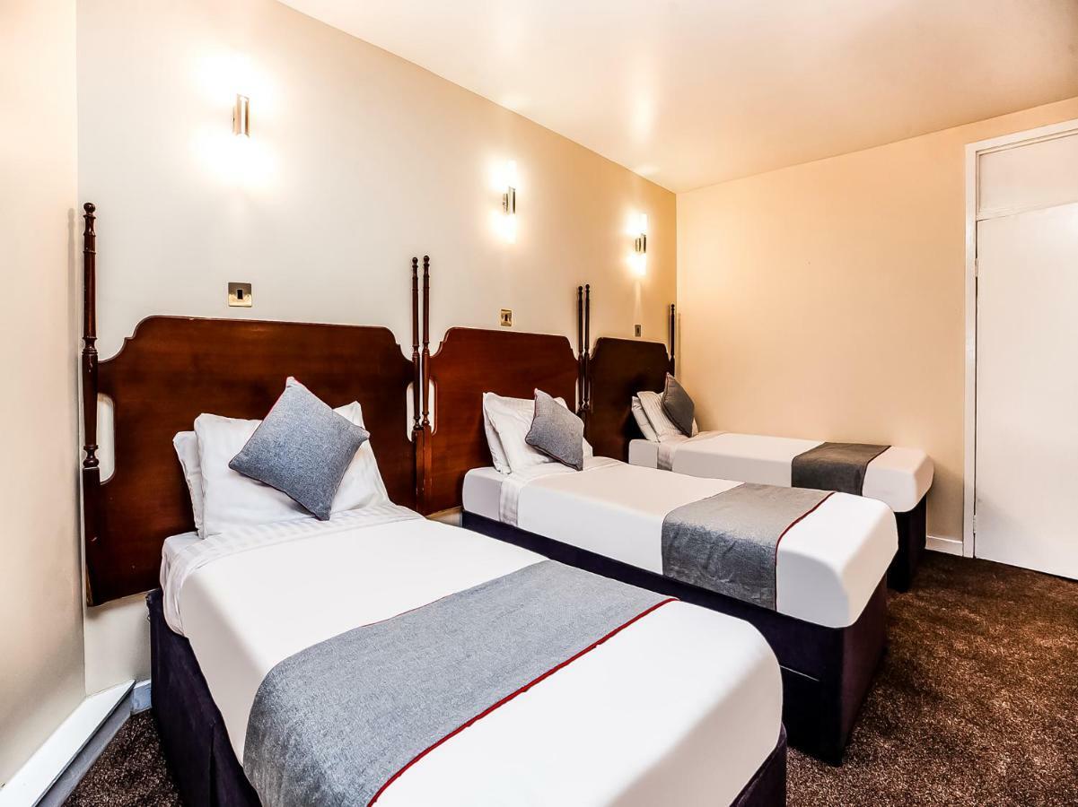Oyo Osterley Park Hotel ไอล์เวิร์ธ ภายนอก รูปภาพ